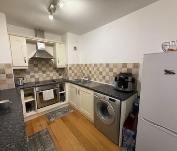 1 bedroom flat to rent - Photo 5