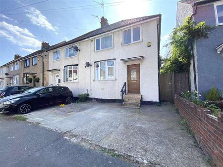 York Avenue, Hayes, UB3 - Photo 4