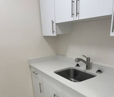 Newly Renovated Large One Bedroom (Vancouver) WITH PROMOTION!!! - Photo 4