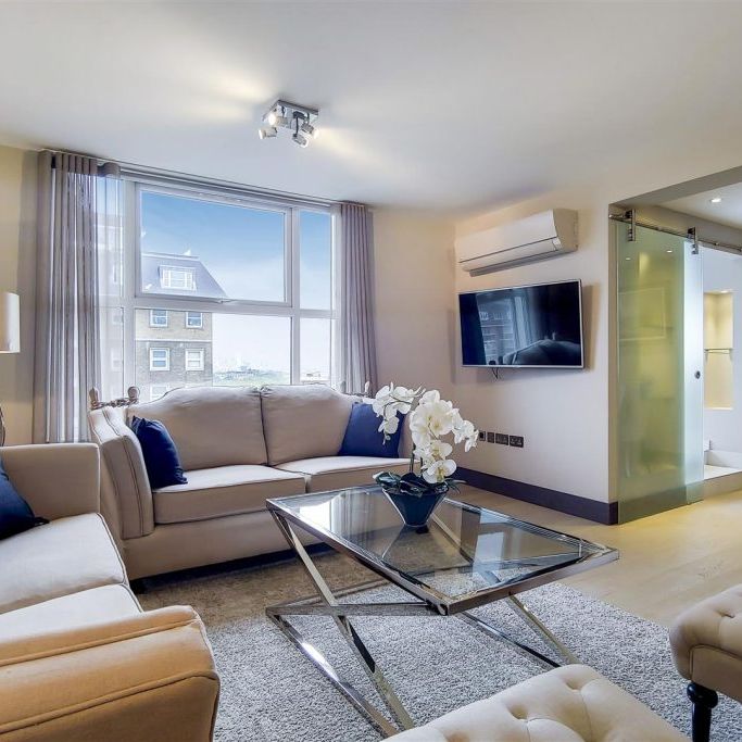 St. Johns Wood Park, London, NW8 - Photo 1