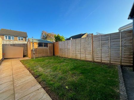 3 bedroom terraced house to rent - Photo 5