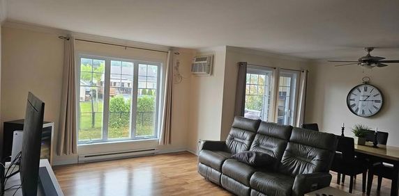 Appartement de 2 chambres et 1 salle de bain - Photo 2