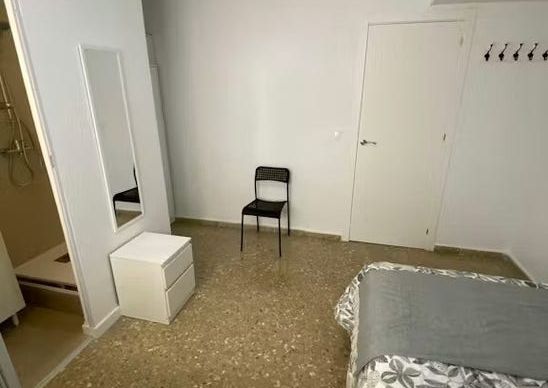 Carrer Joan Lluis Vives, Manises, Valencian Community 46940