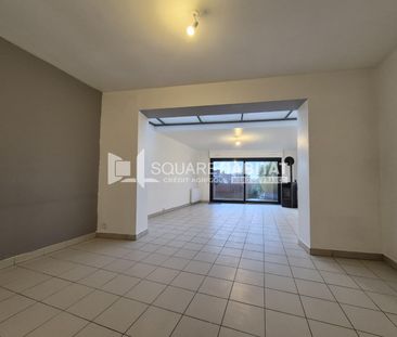 Location Maison 4 pièces 105m² LINSELLES 59126 - Photo 2
