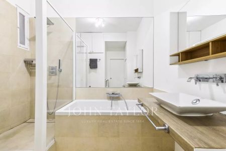 Appartement à louer Paris 8Ème, Paris Rive Droite, France3 300 EUR / Mois - Photo 4