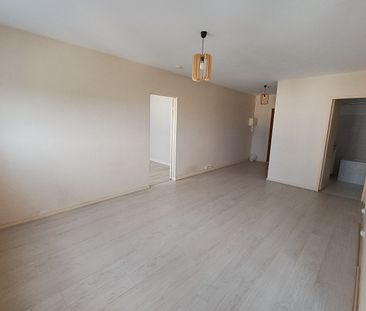 Location Appartement 2 pièces 47m² TOURS 37000 - Photo 6