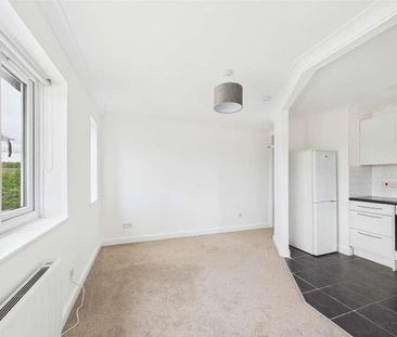 Jubilee Road, Stokenchurch, High Wycombe, Buckinghamshire, HP14 - Photo 1