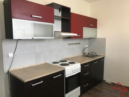 Pronájem bytu 1+kk 35 m2 - Fotografie 2