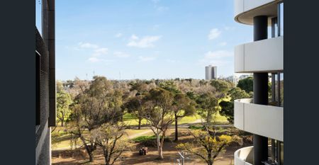 FULLY FURNISHED ONE BEDROOM APARTMENT AT THE HEART OF ALBERT PARK LAKE - Photo 2