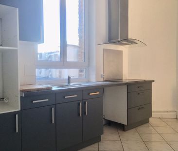 A DEUX PAS DE LA BASILIQUE TYPE 3 DANS IMMEUBLE ART DECO - Photo 2