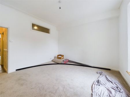 1 Bed Property To Rent - Photo 3