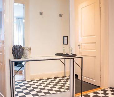 TOWNHOUSE-FEELING - APPARTEMENT DE 3,5 PIÈCES AVEC JARDIN À ZURICH ... - Foto 5