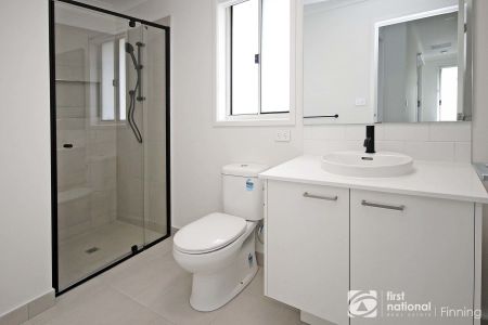 Brand-New Double-Storey Home in a Prime Location - Photo 5