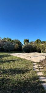Location Maison 5 pièces 144m² VILLENEUVE LES AVIGNON 30400 - Photo 4