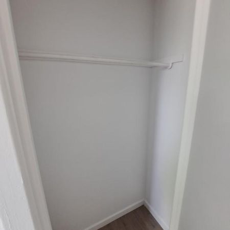 Appartement 2½ à louer — Électros et électricité inclus - Photo 4