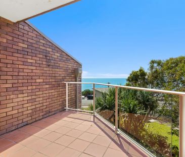 2 Bedroom Beach Front Unit - Photo 3