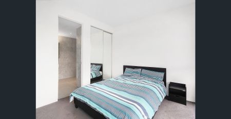 Modern convenient living- Enjoy the balcony view under the stars. - Photo 2