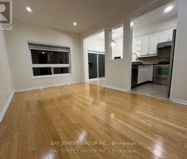 11 WYPER SQUARE - Photo 3