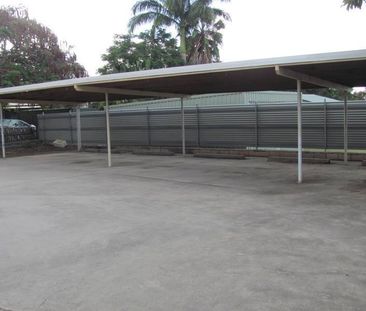 UGLY DUCKLING- but take a look inside - Photo 6