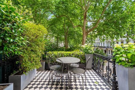 3 bedroom flat to rent - Photo 5