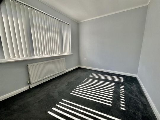 2 bedroom house to rent - Photo 1