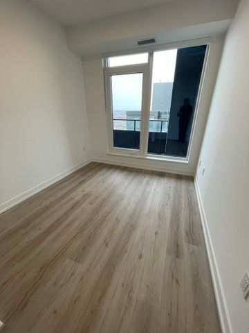 For Lease - 395 Square One Drive Unit# 3811, Mississauga, Ontario - Photo 4