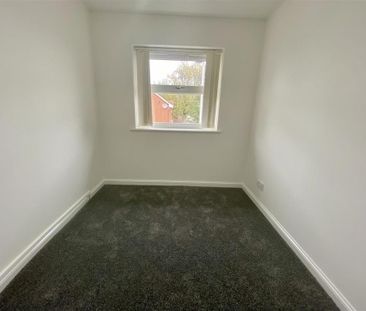 5 bedroom detached house to rent - Photo 4