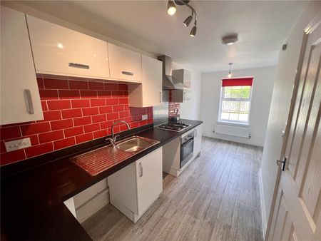 3 bedroom terraced house to rent - Photo 2