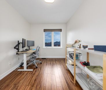 For Lease - 988 Sheppard Avenue Unit# #32, Toronto, Ontario - Photo 3