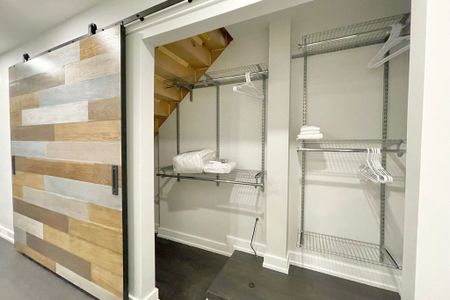 For Lease - 27 Thornton Avenue Unit# Entire, Toronto, Ontario - Photo 4