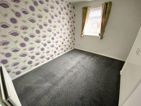 2 bedroom semi-detached house to rent - Photo 3