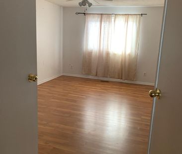 For Lease - 18 Sheldrake Court, Brampton, Ontario - Photo 6