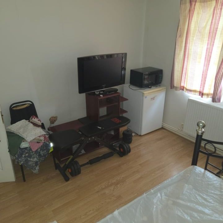 Room in a Shared House, Mandeville Street, E5 - Photo 1