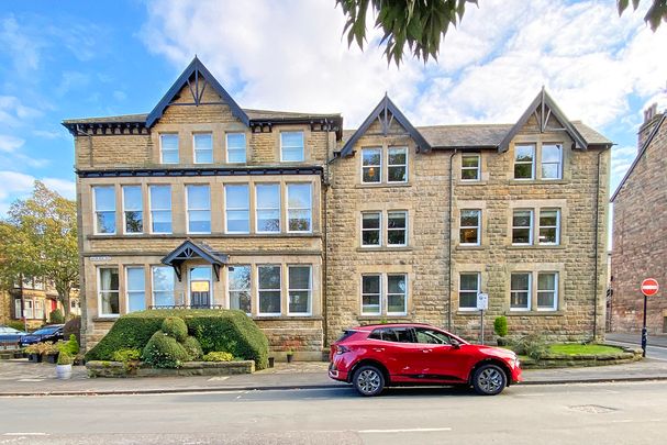 Valley Drive, Harrogate - Photo 1