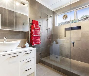 2/174 Barkly Street, St Kilda, VIC, 3182 - Photo 4