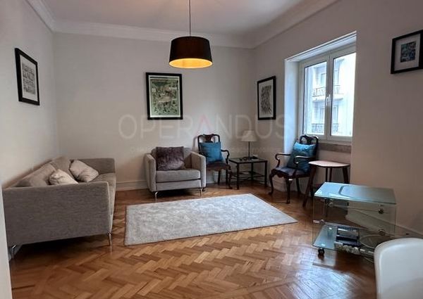 Apartamento T5 em Lisboa