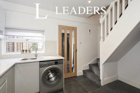 2 bedroom terraced house to rent - Photo 5