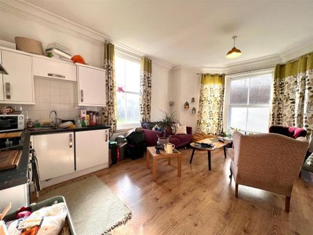 1 bedroom apartment to rent - Photo 2