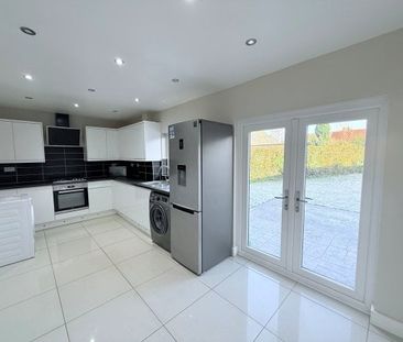 Hawton Crescent, Nottingham, NG8 1EG, Property for rent - Photo 4