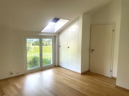 Charming semi-detached villa, bright and functional - Photo 4