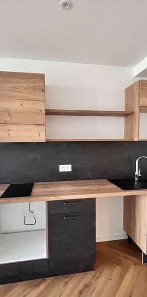 Location Appartement 1 pièce 27m² CAEN 14000 - Photo 1