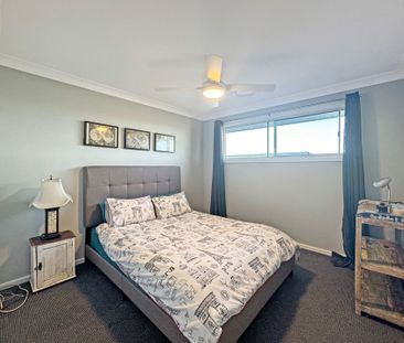 Luxury Family Living with Water Views in Southlakes Estate - Photo 6