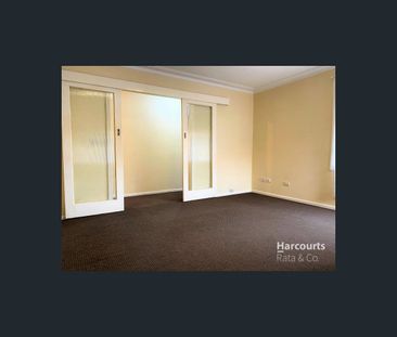 6 Ashley Court, Thomastown, Vic 3074 - Photo 2