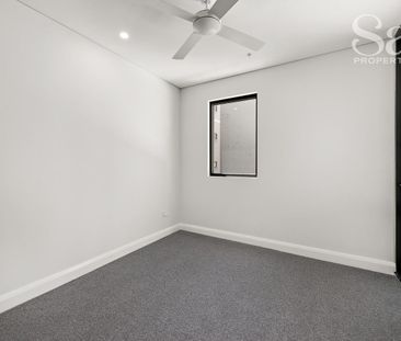 Brand new apartment in the heart of the CBD - Photo 3