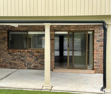 Bright & Spacious One-Bedroom Apartment Opposite Pittwater Reserve ... - Photo 5