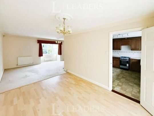 3 bedroom bungalow to rent Shire Avenue, Spalding, PE11 - Photo 1
