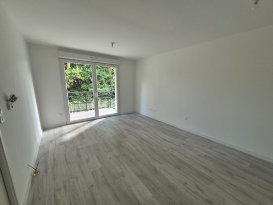 Location Appartement 2 pièces 43m² SECLIN 59113 - Photo 1