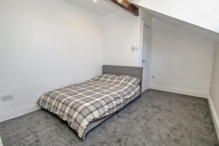 7 bedroom semi-detached house to rent - Photo 5