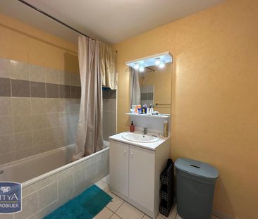 Location Appartement 3 pièces 55m² BEAUNE LES MINES 87280 - Photo 5