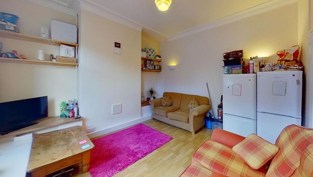 4 bedroom house to rent - Photo 1